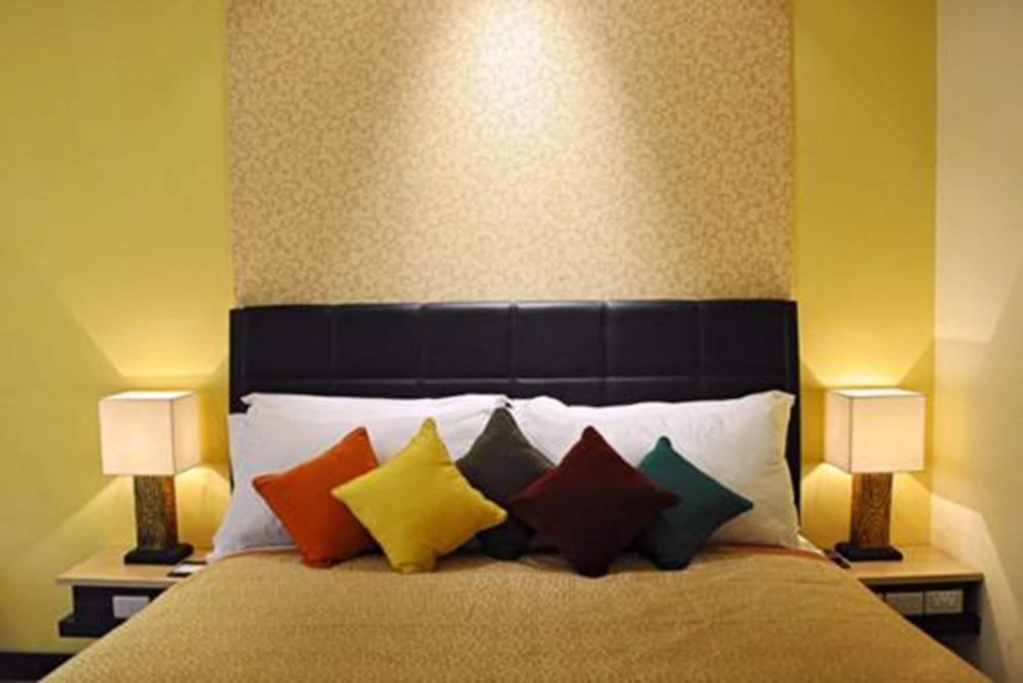 Golden Flower By Kagum Hotels Bandung Exterior foto