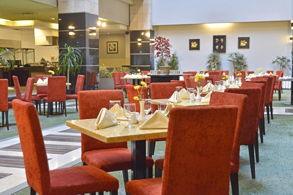 Golden Flower By Kagum Hotels Bandung Exterior foto