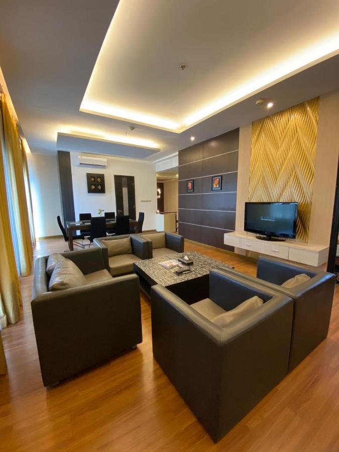 Golden Flower By Kagum Hotels Bandung Exterior foto