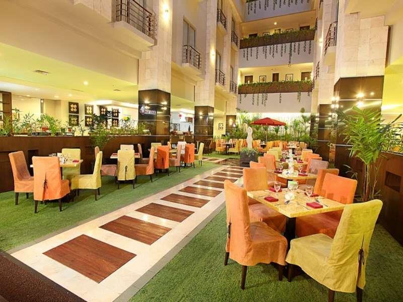 Golden Flower By Kagum Hotels Bandung Exterior foto